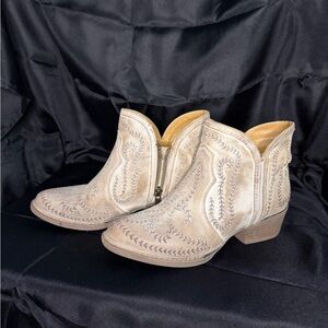 Elegant Cream Ankle Boots